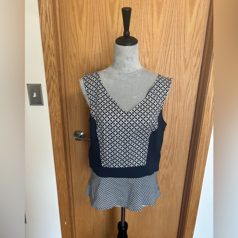 Anne Taylor Geometric Print Sleeveless Peplum Top Size 12